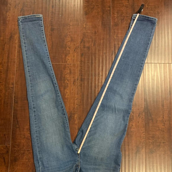 Levi’s 311 Shaping Skinny - Picture 8 of 8